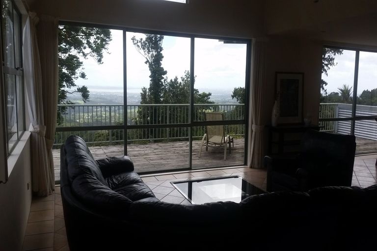 Photo of property in 182 Opanuku Road, Henderson Valley, Auckland, 0612