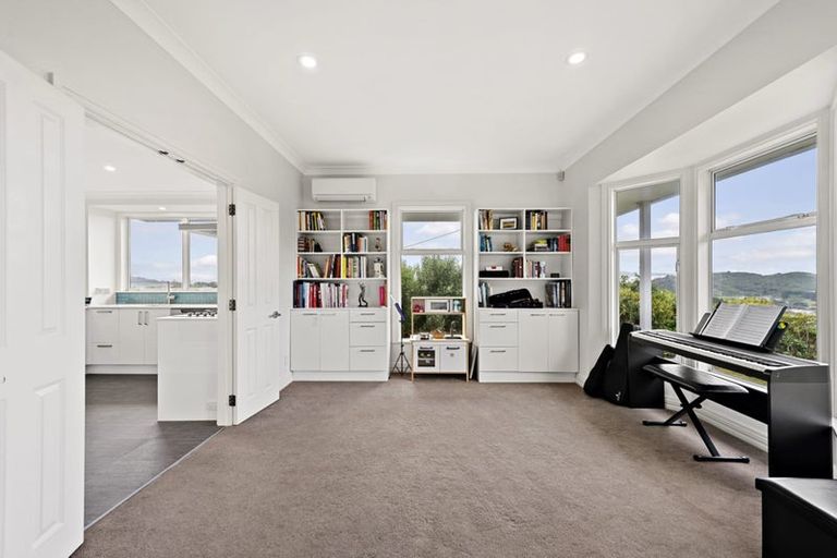 Photo of property in 41 Mana Street, Vogeltown, Wellington, 6021