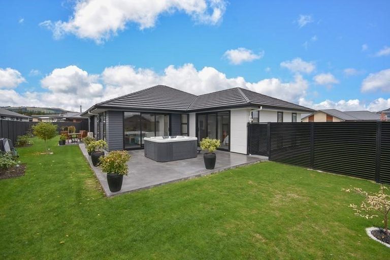 Photo of property in 55 Anderton Crescent, Mosgiel, 9024