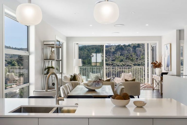 Photo of property in 204 Landmark Terrace, Orewa, 0931