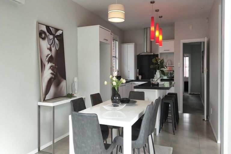 Photo of property in 26 Ihle Street, Terrace End, Palmerston North, 4410