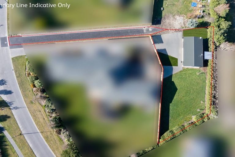 Photo of property in 17 Kirrin Lane, West Melton, 7618