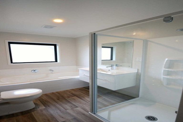 Photo of property in 16 Lambies Street, Marshland, Christchurch, 8083