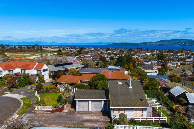 Photo of property in 9 Kempton Place, Richmond Heights, Taupo, 3330