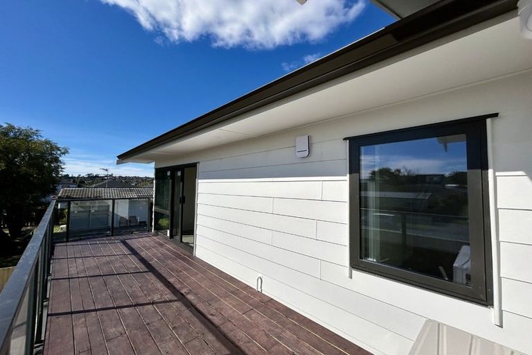 Photo of property in 66 Casuarina Road, Half Moon Bay, Auckland, 2012