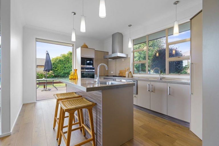 Photo of property in 5 Cooper Crescent, Cambridge, 3434