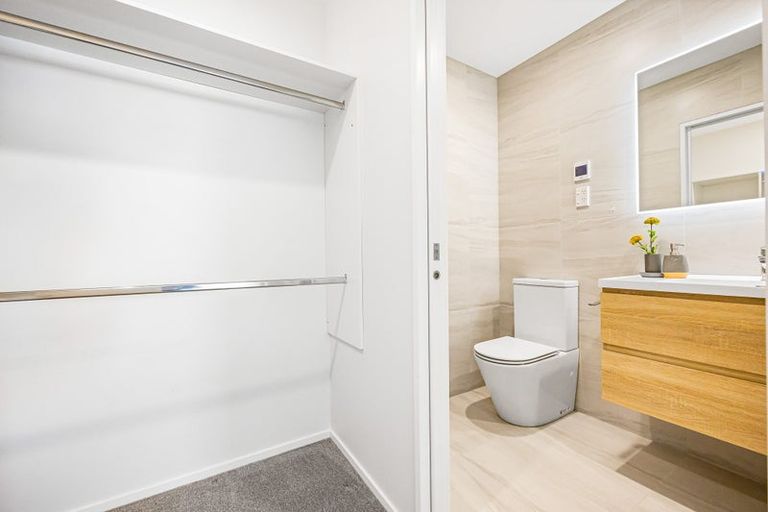 Photo of property in 6 Desalt Drive, Hobsonville, Auckland, 0616