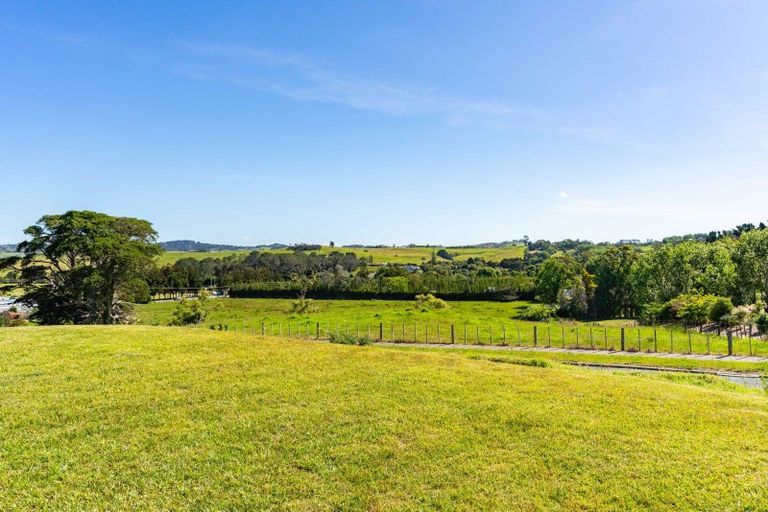 Photo of property in 14 Fantail Way, Mangawhai, 0505