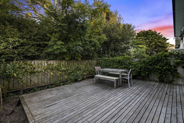 Photo of property in 8/45a Swanson Road, Henderson, Auckland, 0610