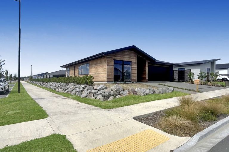 Photo of property in 23 Ngaru Crescent, Wharewaka, 3330