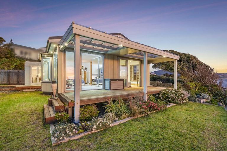 Photo of property in 71 Rosetta Road, Raumati South, Paraparaumu, 5032