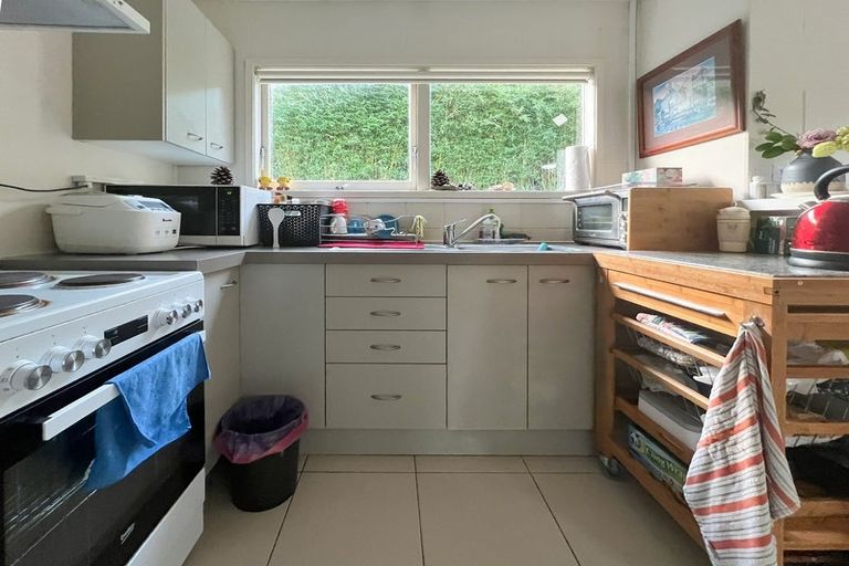 Photo of property in 25 Kenmure Avenue, Forrest Hill, Auckland, 0620