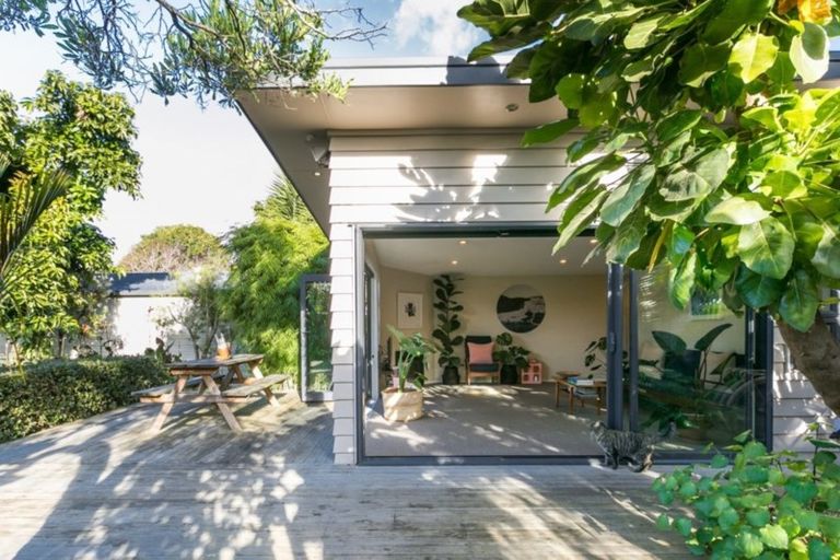 Photo of property in 6 Hall Street, Napier South, Napier, 4110