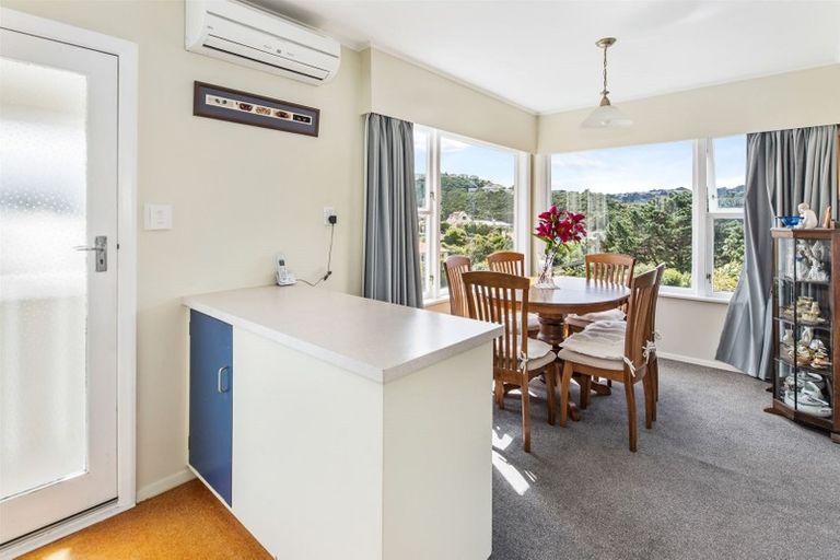 Photo of property in 16 Dominion Park Street, Johnsonville, Wellington, 6037