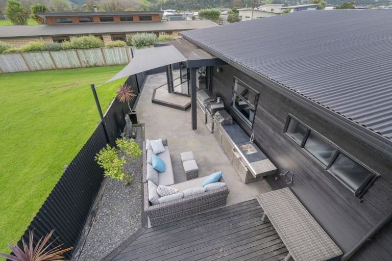 Photo of property in 25 Pacific Place, Whitianga, 3510