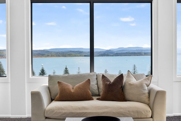 Photo of property in 40 Roslyn Road, Bluff Hill, Napier, 4110