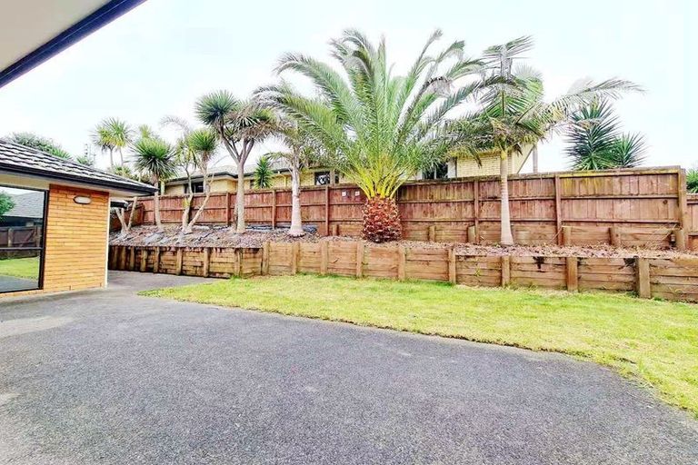 Photo of property in 187 Kyle Road, Greenhithe, Auckland, 0632