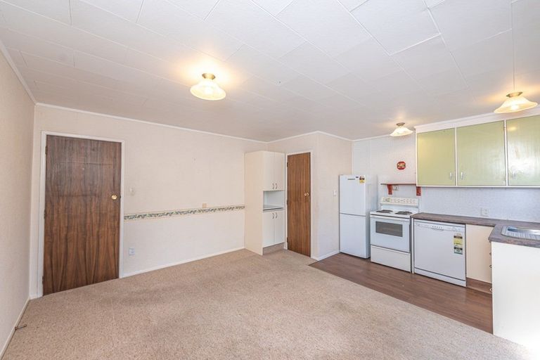 Photo of property in 17c York Street, Gonville, Whanganui, 4501