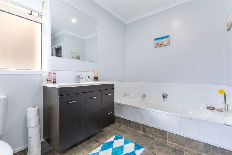 Photo of property in 11a Gregson Drive, Huntly, 3700