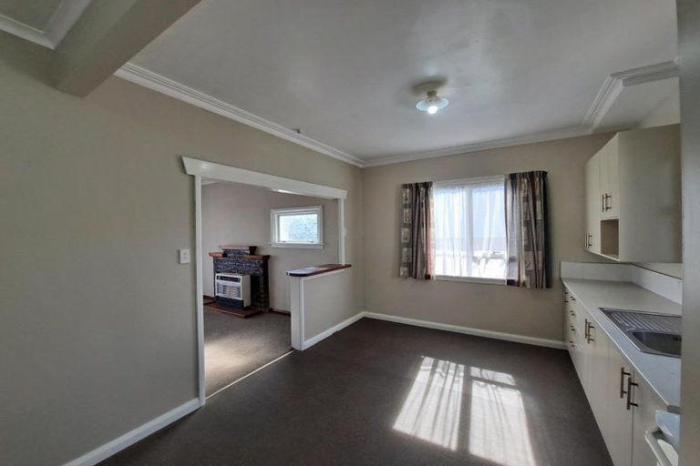 Photo of property in 199 Tukapa Street, Westown, New Plymouth, 4310
