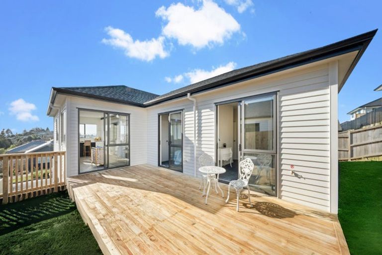 Photo of property in 18 Rural View Terrace, Pukekohe, 2120