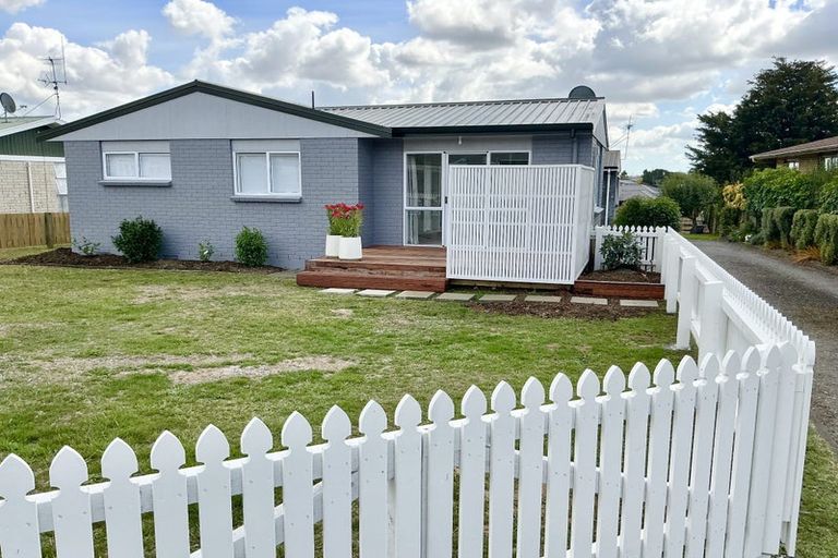 Photo of property in 2b Park Street, Paeroa, 3600