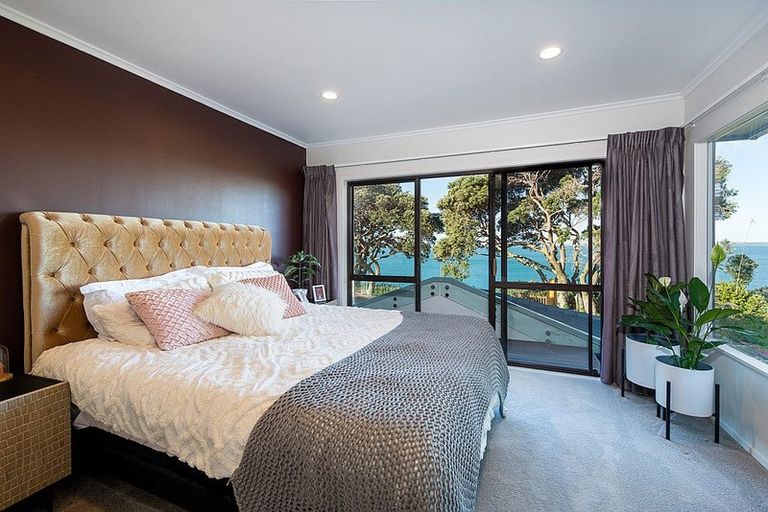 Photo of property in 18 Red Bluff Rise, Campbells Bay, Auckland, 0630