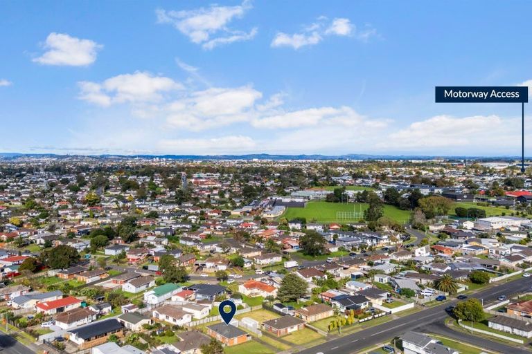 Photo of property in 37 Garus Avenue, Mangere East, Auckland, 2024