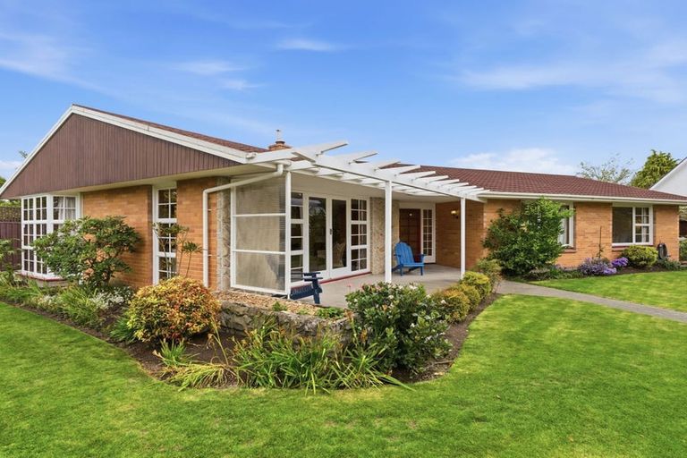 Photo of property in 1 Gilmore Place, Burnside, Christchurch, 8053