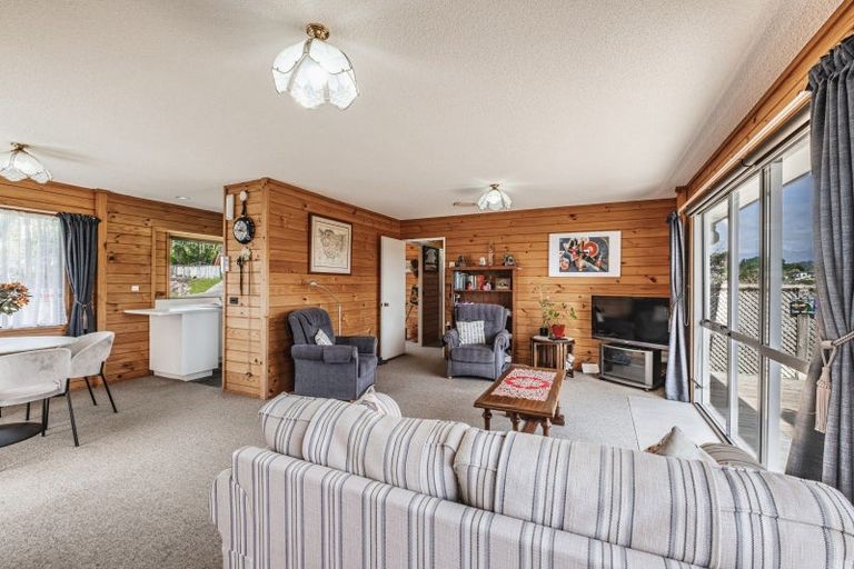 Photo of property in 26 Marchant Place, Westown, New Plymouth, 4310