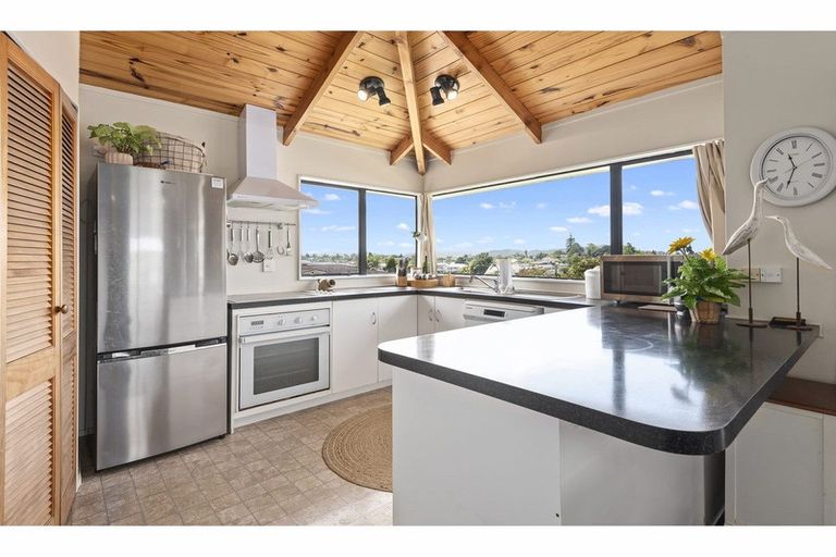 Photo of property in 195 Fairway Drive, Te Kamo, Kamo, 0112