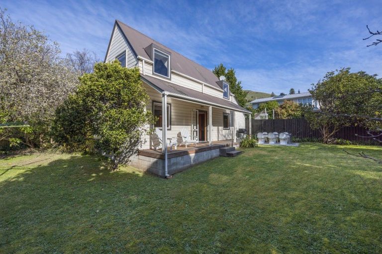 Photo of property in 142 Rue Jolie, Akaroa, 7520