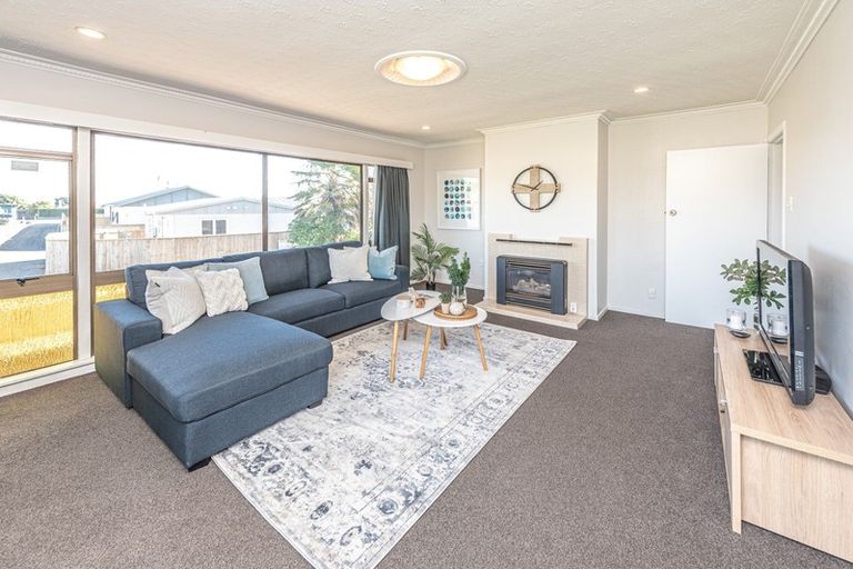 Photo of property in 74c Cornfoot Street, Castlecliff, Whanganui, 4501