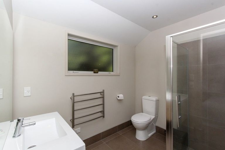 Photo of property in 4 Links Drive, Waiwhakaiho, New Plymouth, 4312