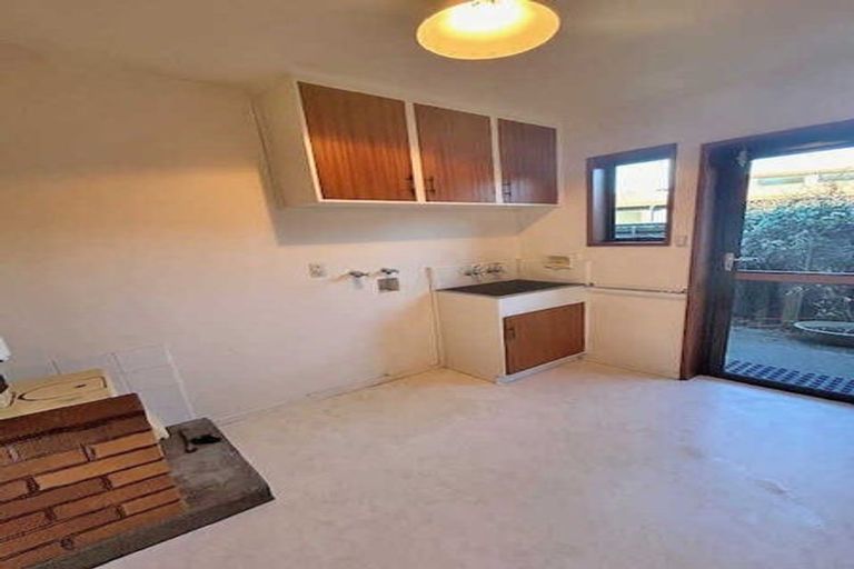 Photo of property in 10 Kowai Place, Amberley, 7410