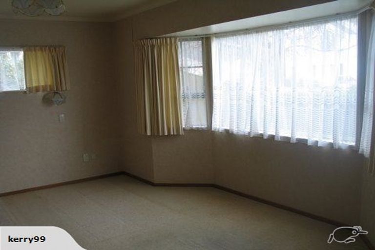 Photo of property in 63 Waiwhetu Road, Waterloo, Lower Hutt, 5011