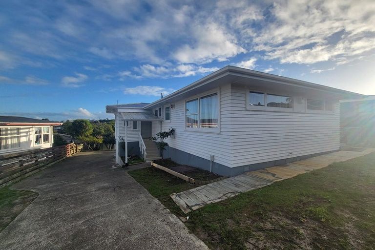 Photo of property in 29 Sycamore Drive, Sunnynook, Auckland, 0620
