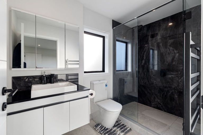 Photo of property in 3 Lealands Lane, Aokautere, Palmerston North, 4471