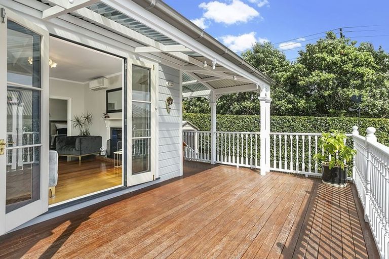 Photo of property in 4/2 Georgia Terrace, Albany, Auckland, 0632