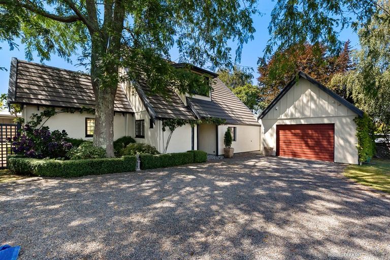 Photo of property in 17a Jellicoe Street, Greytown, 5712