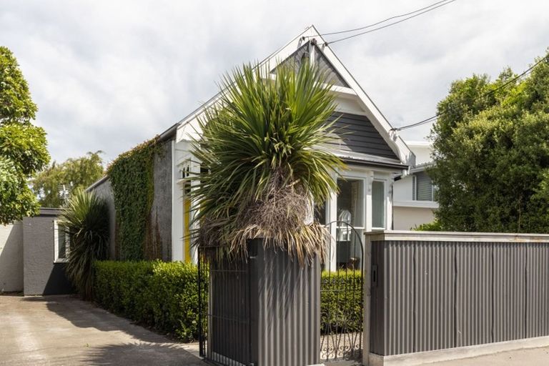 Photo of property in 20 Warwick Street, Richmond, Christchurch, 8013