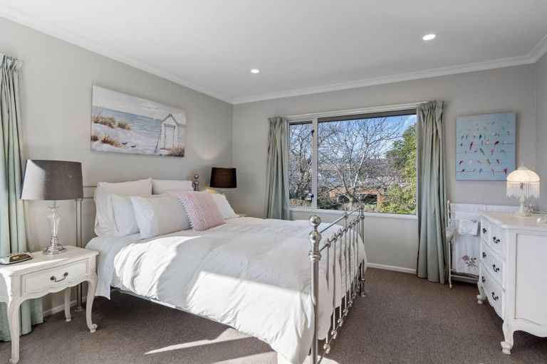 Photo of property in 2/281 Memorial Avenue, Burnside, Christchurch, 8053