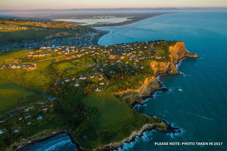 Photo of property in 23 Peninsula View, Scarborough, Christchurch, 8081