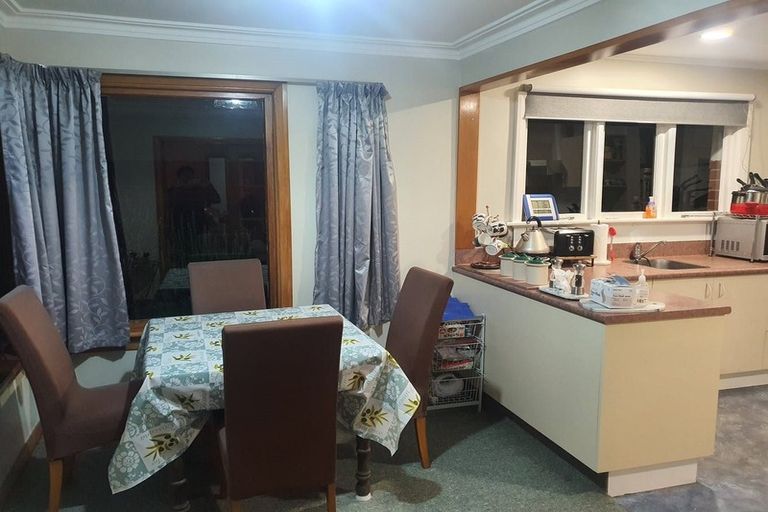 Photo of property in 6 Watson Street, Green Island, Dunedin, 9018