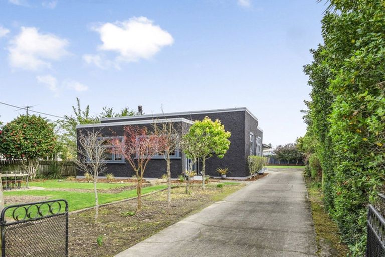 Photo of property in 28 South Road, Kuripuni, Masterton, 5810