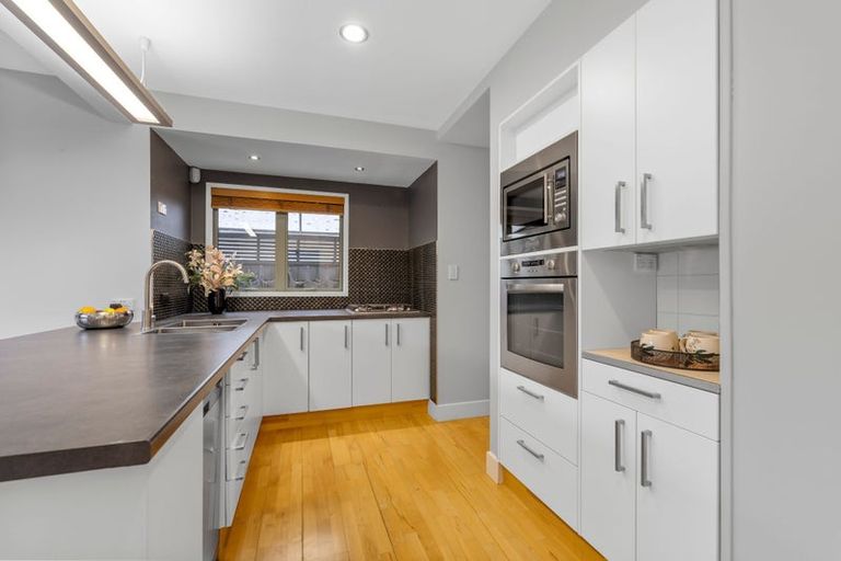 Photo of property in 3/218 Springfield Road, St Albans, Christchurch, 8014