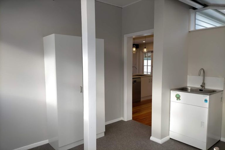 Photo of property in 3 View Road, Titahi Bay, Porirua, 5022