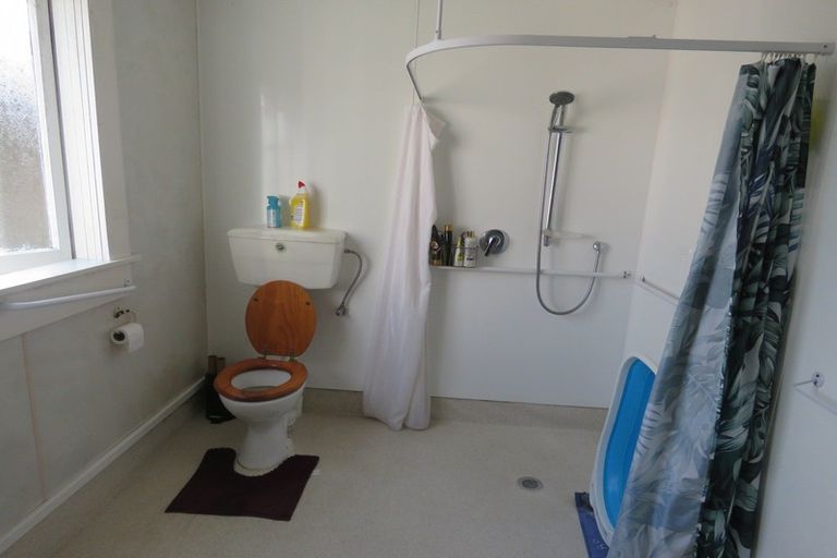 Photo of property in 108 Romilly Street, Westport, 7825