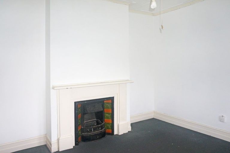 Photo of property in 65 Centre Street, Strathern, Invercargill, 9812