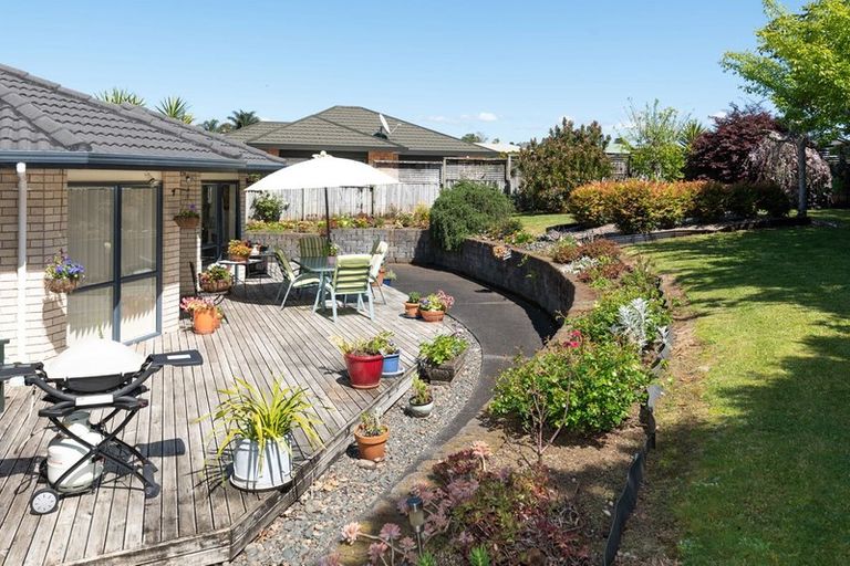 Photo of property in 11 Oakridge Drive, Kerikeri, 0230